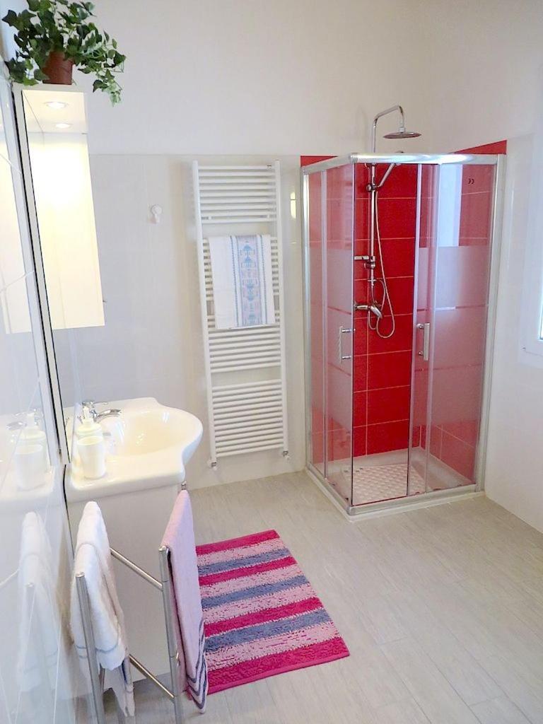Apartmán India Stresa Exteriér fotografie
